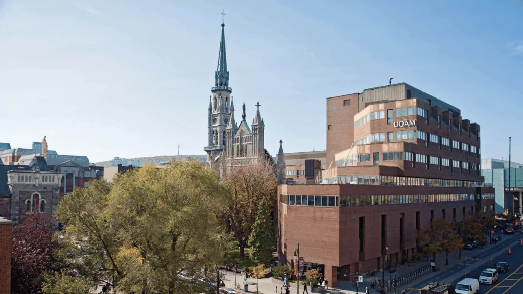 L’UQAM Montréal recrute